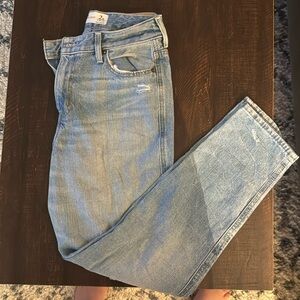 ABERCROMBIE HIGH WAISTED JEANS SIZE 2R